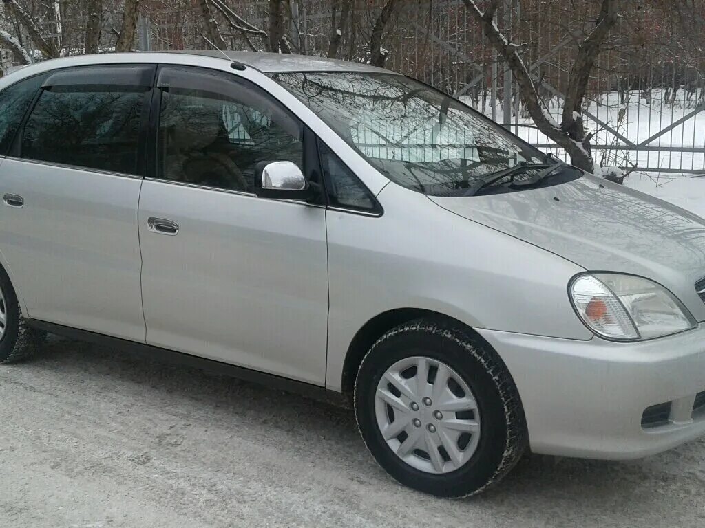 Дром новосибирск тойота с пробегом. Toyota nadia 1998. тойота надиа 2003. тойота 2000 до 2003.