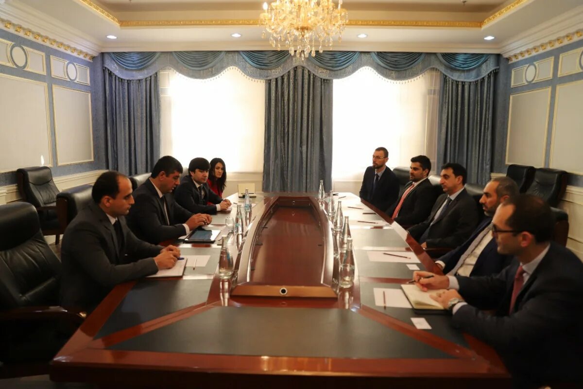 Посольство арабских эмиратов в москве. Посольства оаэ в ташкенте. Посольства оаэ в ташкенте. Посольство оаэ в москве. Посол оаэ.