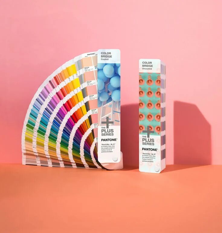 Solid uncoated. Веер пантон solid coated. каталог pantone color bridge coated gg6103n. понтонный веер solid uncoated. pantone палитра.