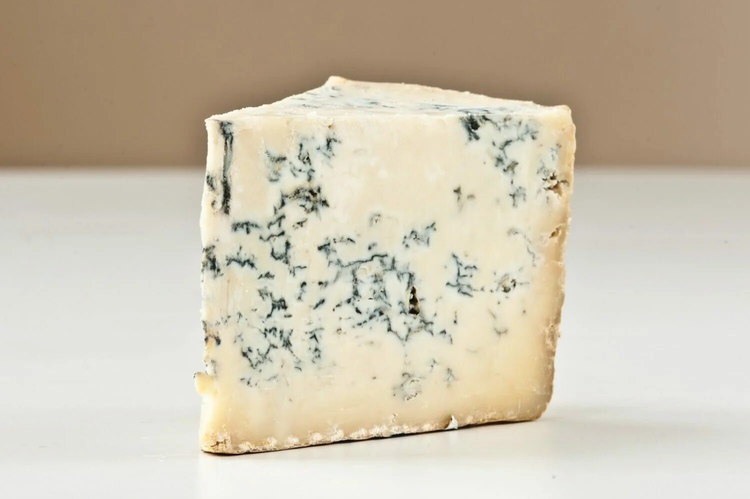 Горгондзола или горгонзола. Горгонзола. Сыр горгонзола. Горгонзола пиканте. Сыр горгонзола итальянский.