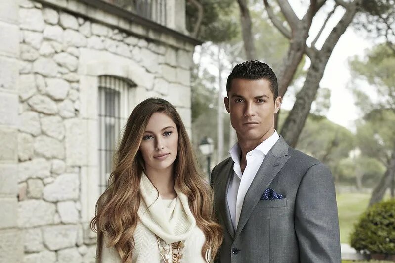 Sacoor brothers магазин. Massimo dutti на пхукете. Sacoor brothers интернет магазин. Sacoor brothers одежда logo. Sacoor brothers icon.