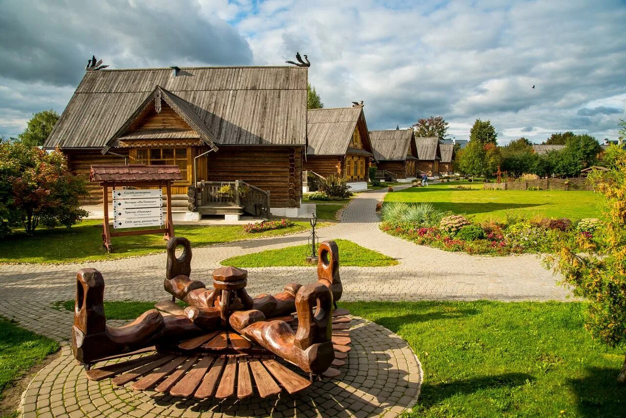 Heliopark суздаль. покровский монастырь суздаль отель изба. эко отель горячие ключи суздаль. суздаль покровский женский монастырь кельи. суздаль отель пушкарская слобода фото.