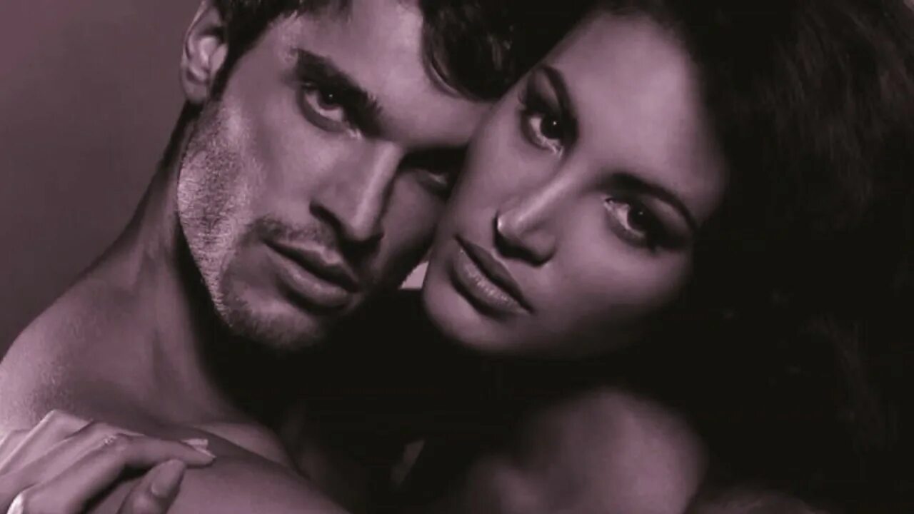 Меган фокс взгляд. Красивая мужская любовь. Красивые брюнетки. Брюнетки глазами парней. Арина павлова.