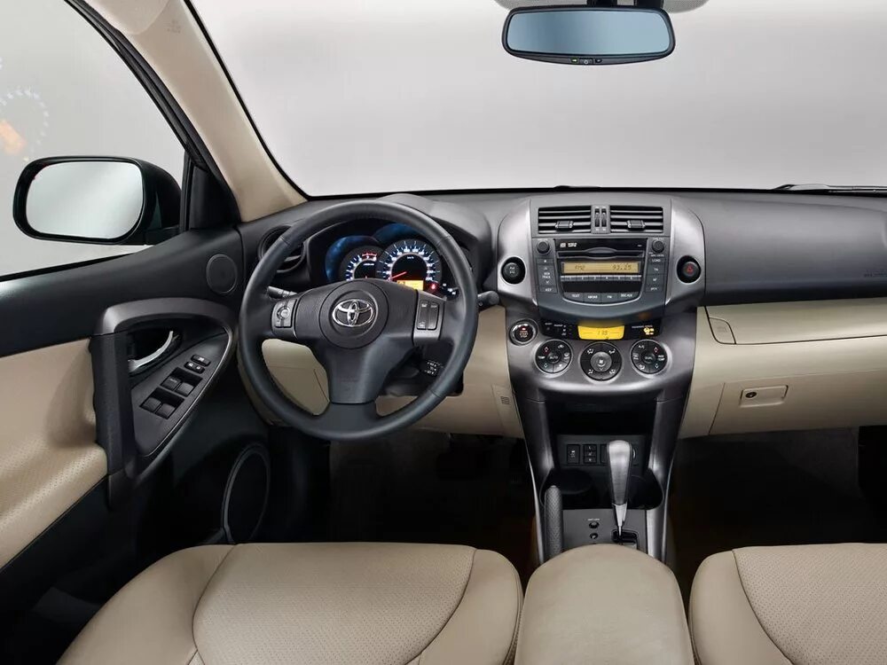 Toyota rav4 2010 салон. Рав 4 2008 салон. Тойота рав 4 Лонг 2.4 2009. Рав 4 салон.