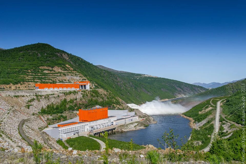 гэс на реке колыма. колымская гэс магаданская область. усть-среднеканская гэс магаданская область. синегорье колымская гэс. посёлок синегорье колымской гэс.