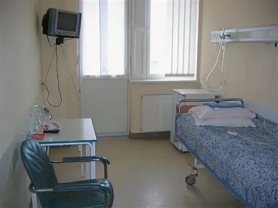 Гкб 13 терапевтический корпус. Велозаводская 1/1 больница 13. Петрозаводская больница палаты. Палаты в 41 больнице екатеринбург. Центр травматологии ортопедии и нейрохирургии киров.