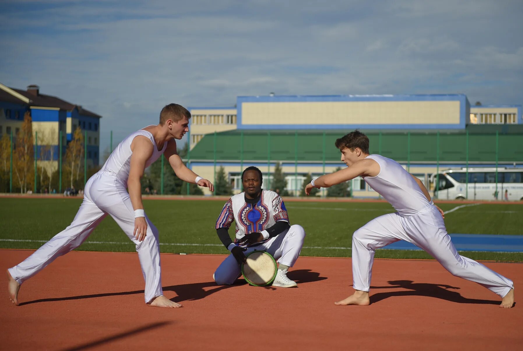 спорт в адыгее. легкая атлетика майкоп стадион. спар майкоп стрелковый комплекс. спортивный майкоп. мггтк агу майкоп преподаватели.