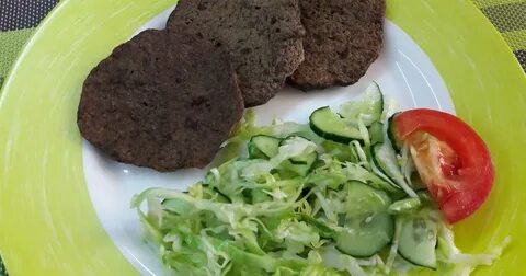 Котлеты из печени с кабачком
