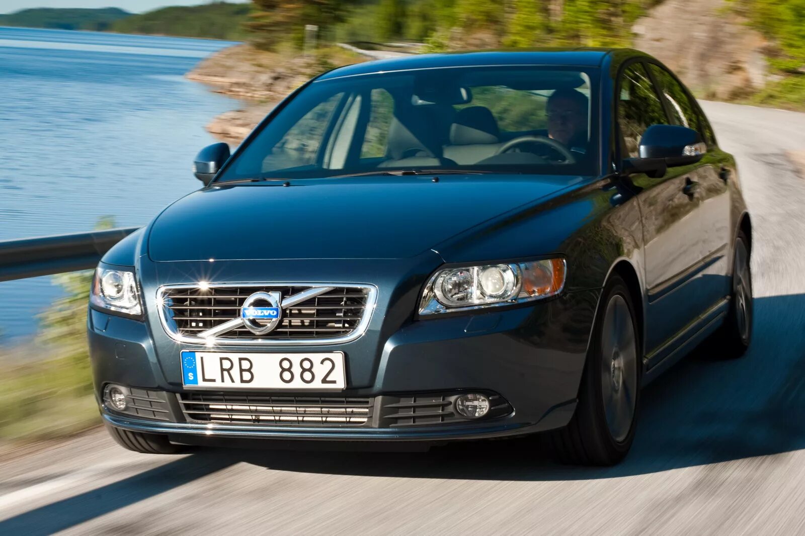 Volvo s40 2007. Volvo s40 2011. Вольво s40 2012. Вольво s40 2016.