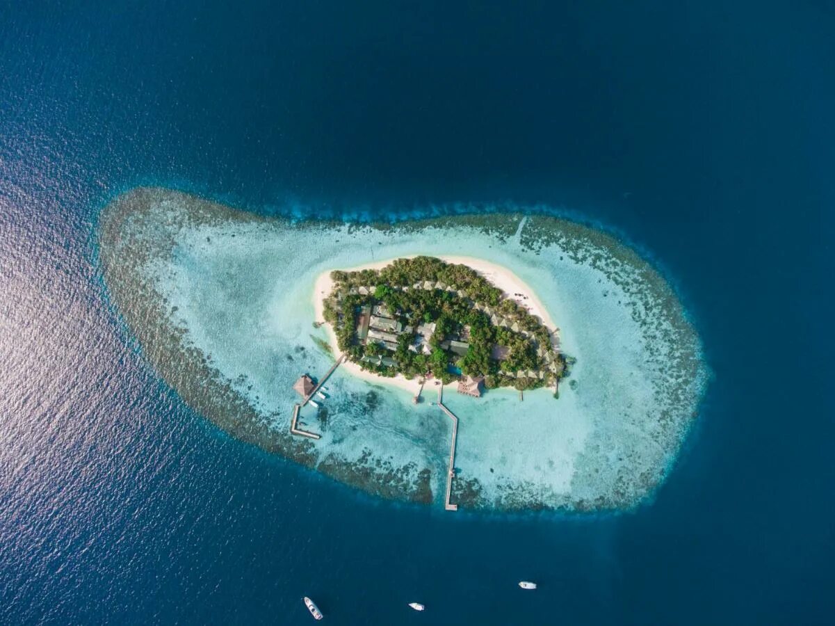 Eriyadu Island Resort Maldives. Мале, Каафу Атолл. Отель Eriyadu Island Resort 4*. Каафу (Северный Мале) Атолл. Eriyadu island 4