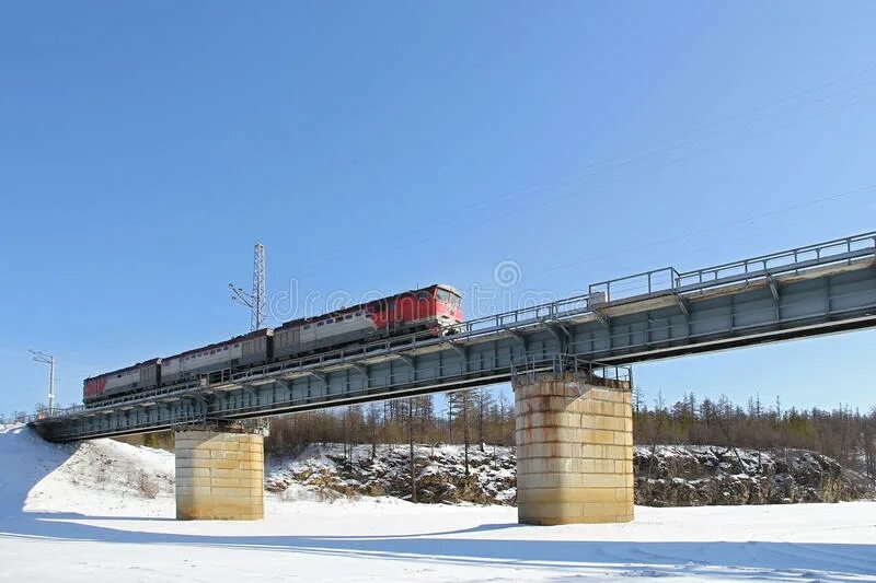 Станция зима Железнодорожный мост. Переезд мост. Мостовой переезд. Железный серый мост в Якутске где находится.