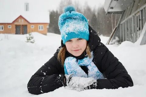 Снежная девочка