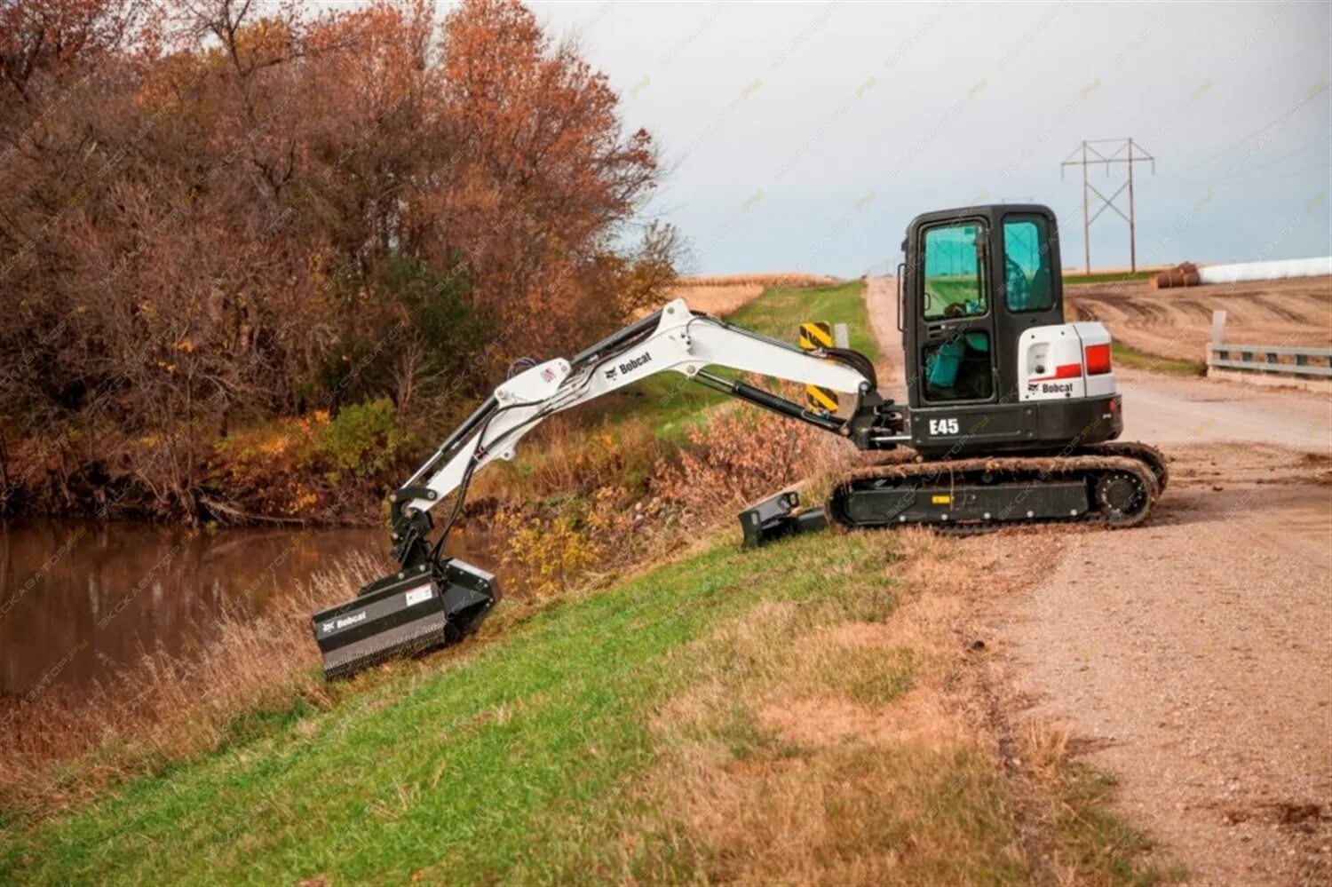 Bobcat e45. Мини экскаватор Бобкэт. Мини-экскаватор «Bobcat e62». Корчеватель пней Бобкет. Мини экскаватор bobcat