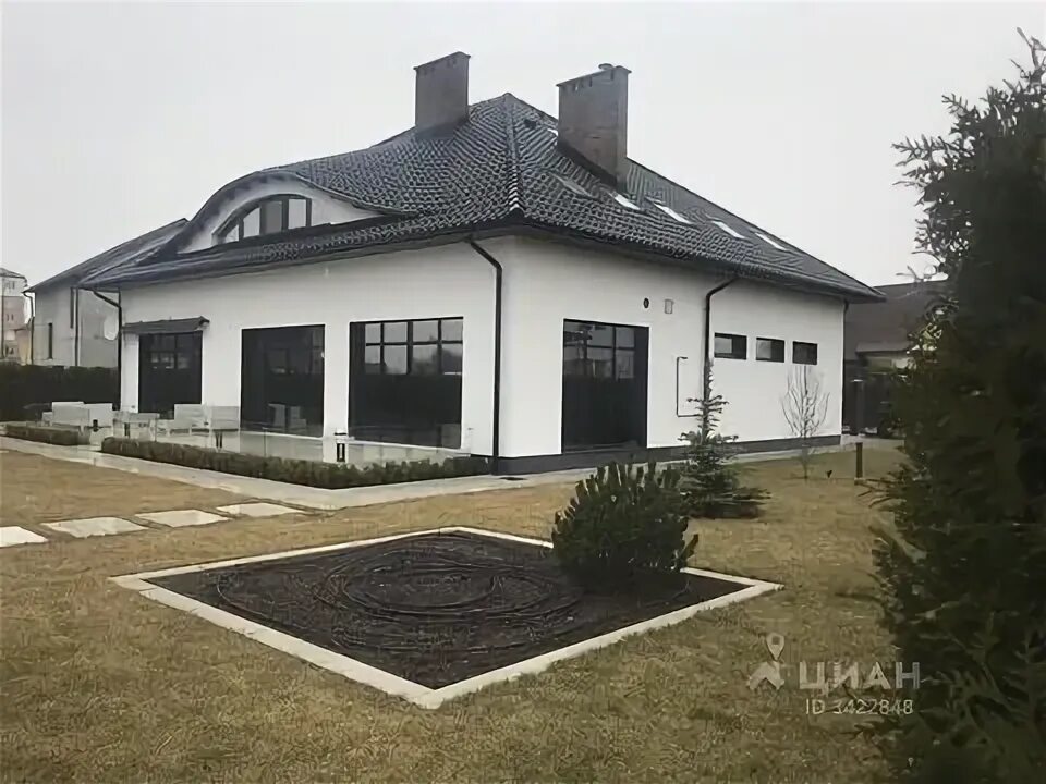 Город мастеров калининград большое исаково стадион. Калининград старокаменная. Kaskade house отель. Калининград город мастеров большое исаково. Большое исаково дома.
