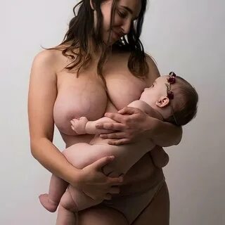 孕 妇 之 美 The beauty of pregnancy (@siruyun) on Twitter photo 2022-07-25 13:0...