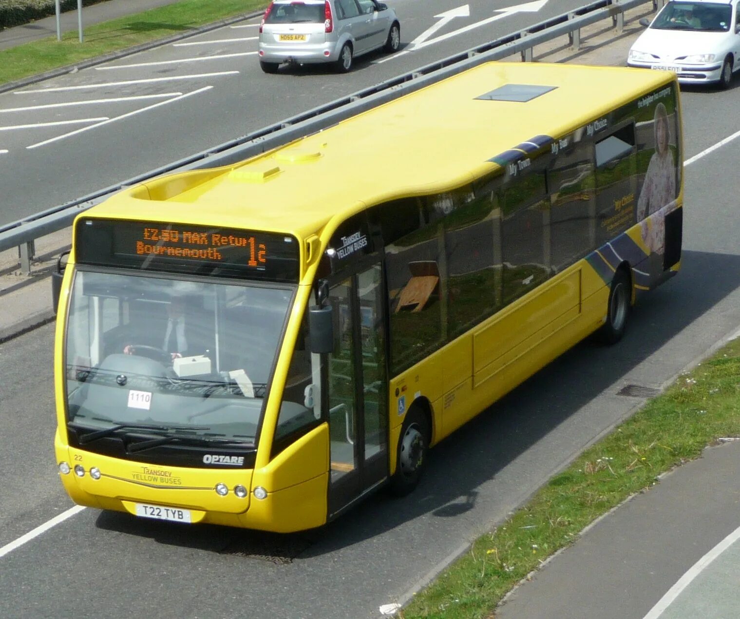 Электробус 22. Автобус желтый. Optare автобус. Желтый автобус Россия. Желтые большие автобусы.