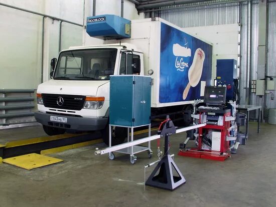 Автотранспортное средство. Диагностическая линия мана profi-eurosystem lkw - 18. Спутниковый мониторинг автотранспорта. Контролер технического состояния автотранспортных средств. Контроль автотранспортных предприятий.