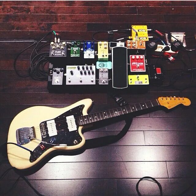 Board guitar. Гитарные сетап. john frusciante pedalboard.