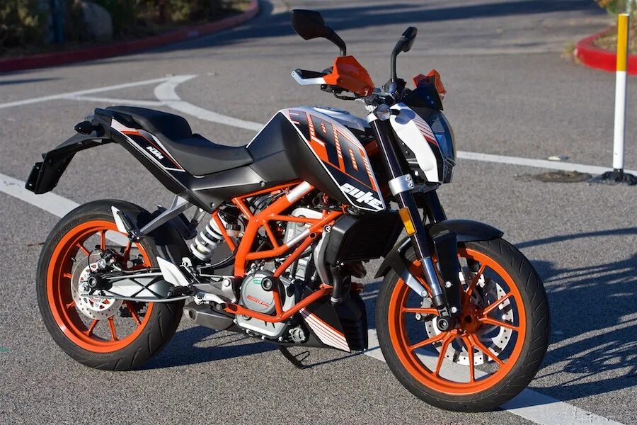 Ктм duke. Di c e. Мотоцикл ktm 390 duke abs. Ktm duke 125. Ктм дюк 390.