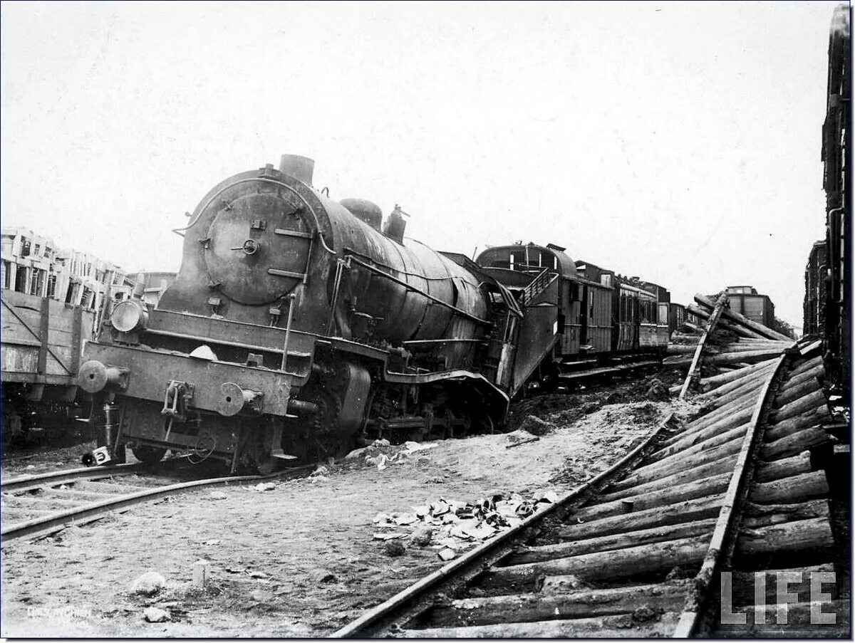 Железные дороги в первую мировую войну. Железнодорожный транспорт первой мировой войны. Железнодорожный транспорт в годы первой мировой войны. Мурманская железная дорога мировой войне 1941.