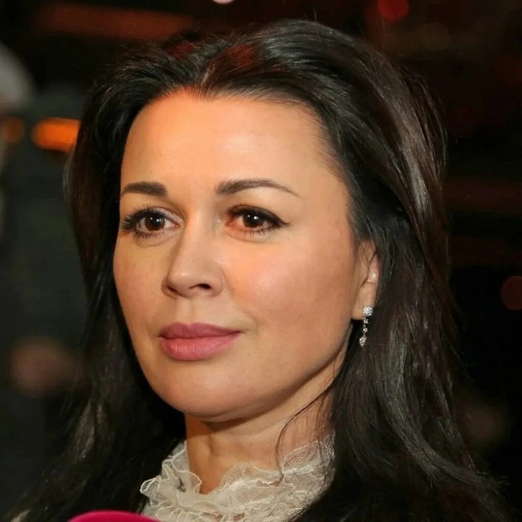 Анастасия заворотнюк сейчас 2021. Анастасияэ заворотнюк. Как выглядит заворотнюк сейчас при болезни. Как выглядит заворотнюк сейчас при болезни. Заворотнюк 2021.