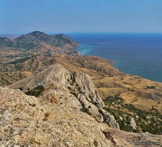 Коза гора глаза моря кольцо. Коза гора глаза моря кольцо. Коза гора глаза моря кольцо. Козья гора крым. Коза гора глаза моря кольцо.