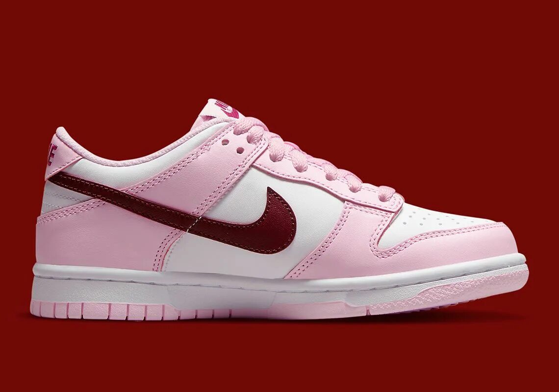 Nike dunk розовые. Nike Dunk SB Pink. Nike Dunk SB Low Pink White. Nike Dunk Low розовые. Nike SB Dunk Low Pink.