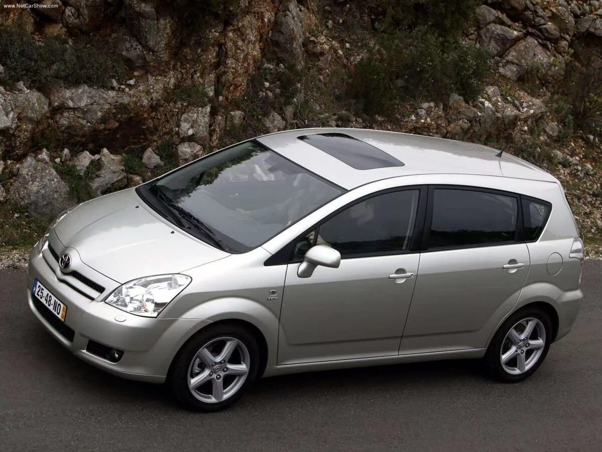 Карола версо. Toyota corolla verso. toyota corolla verso 2004. тойота версо 2004. тойота королла версо 2004.