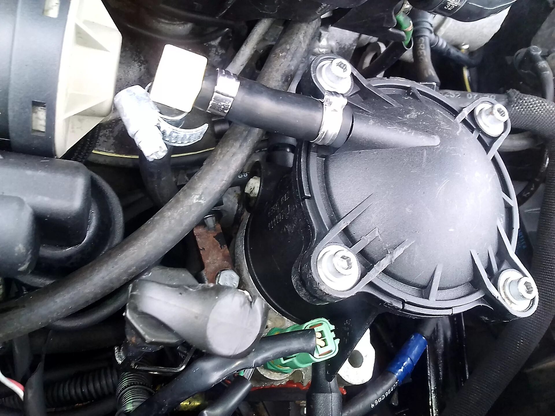 Промывка топливной системы пежо 408 дизель. Прадо 150 дизель прокачка топлива. Обратный клапан для топливной системы вито 638. Корпус для минского топливного фильтра. Дизель топливо.