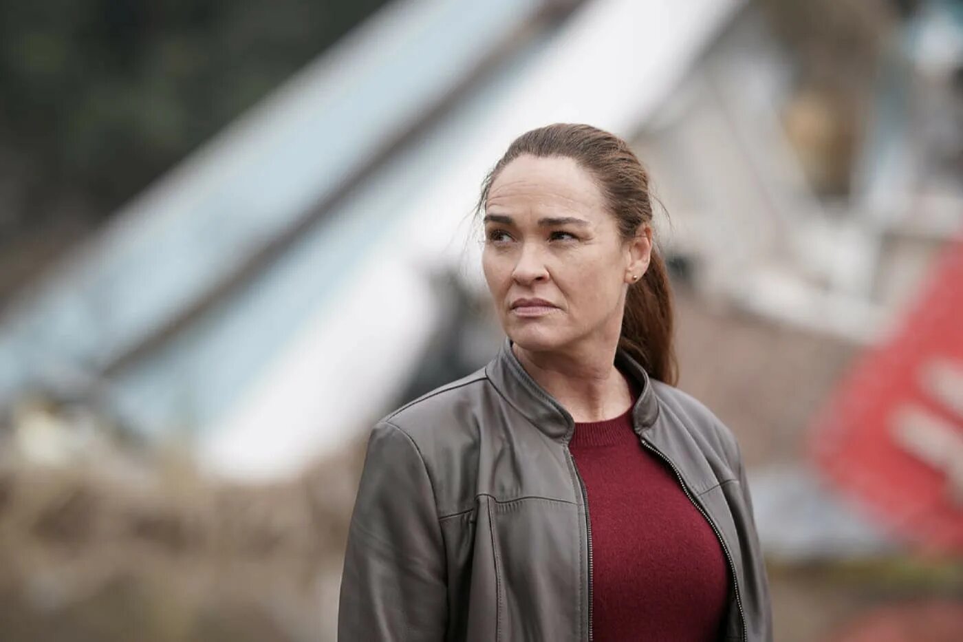 пара перед телевизором. софия пернас сериал отважный. Seriahd tv. нерегулярные части нетфликс. Which tv series.