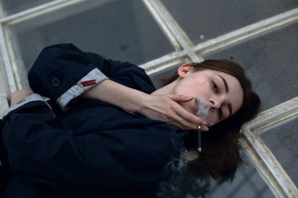 Мерзавец надпись. Картинка с надписью ублюдок. Форумы мрази. Авы мразь, идиотка. Форумы мрази.