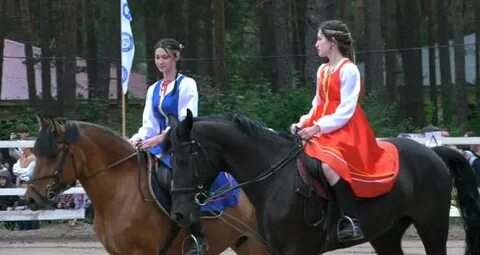 Проскочу на коне весь день