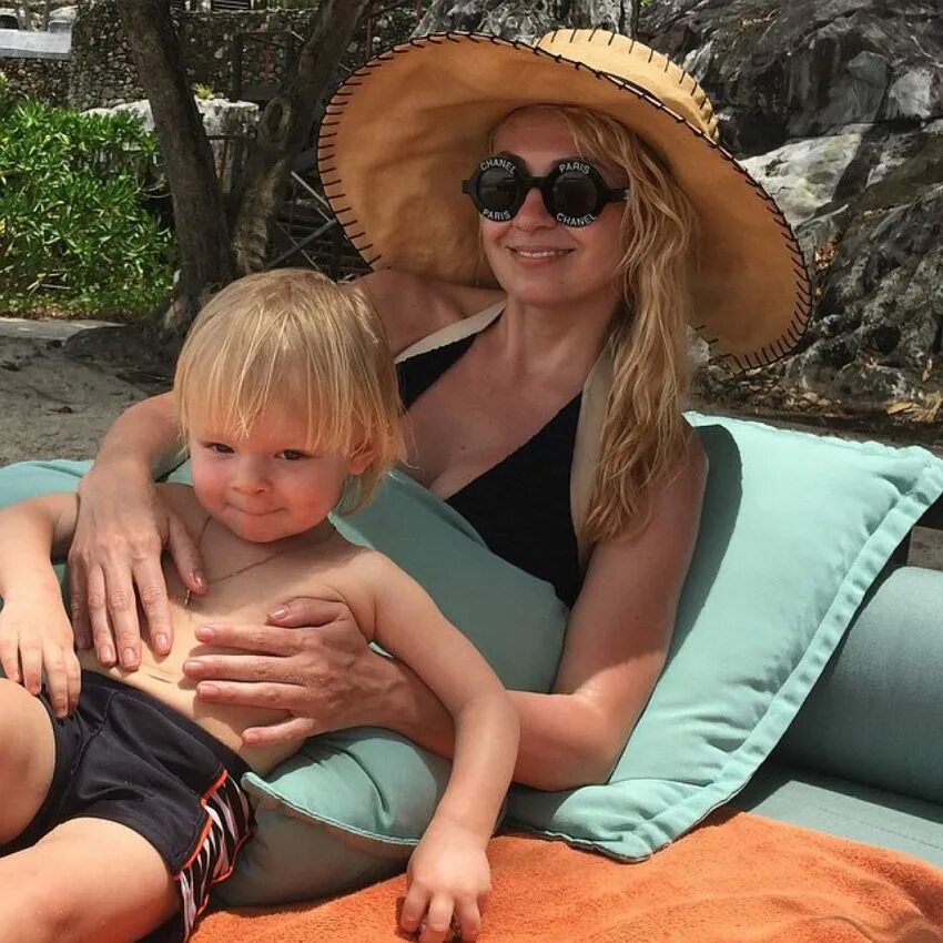 ирина батурина жена юрия батурина. сын актера юрия батурина. юрий батурин и ирина батурина. сын актера юрия батурина. сын актера юрия батурина.