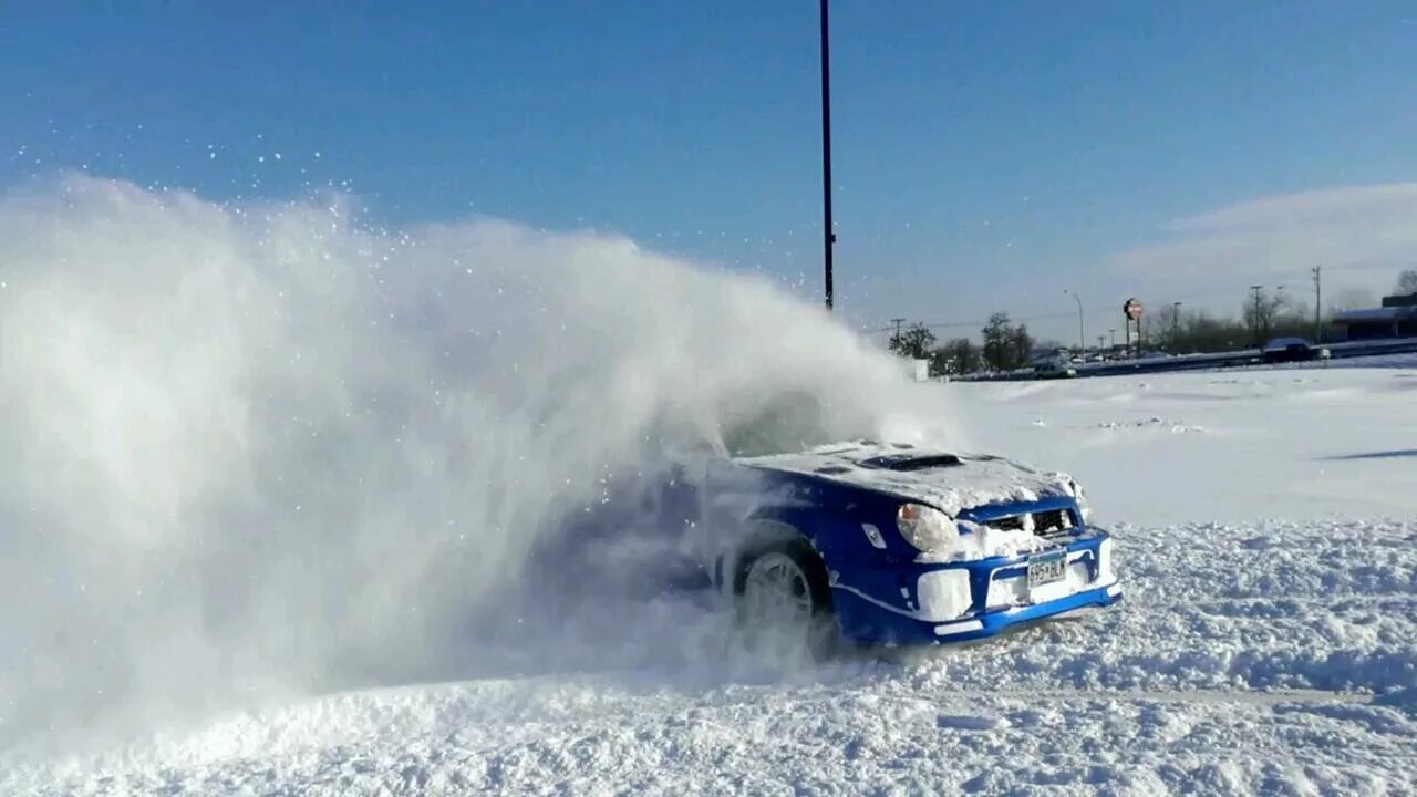 Drifting snow. Subaru Impreza дрифт. Subaru Impreza WRX Snow Drift. Субару зимний дрифт. Дрифт зимний дрифт БМВ.