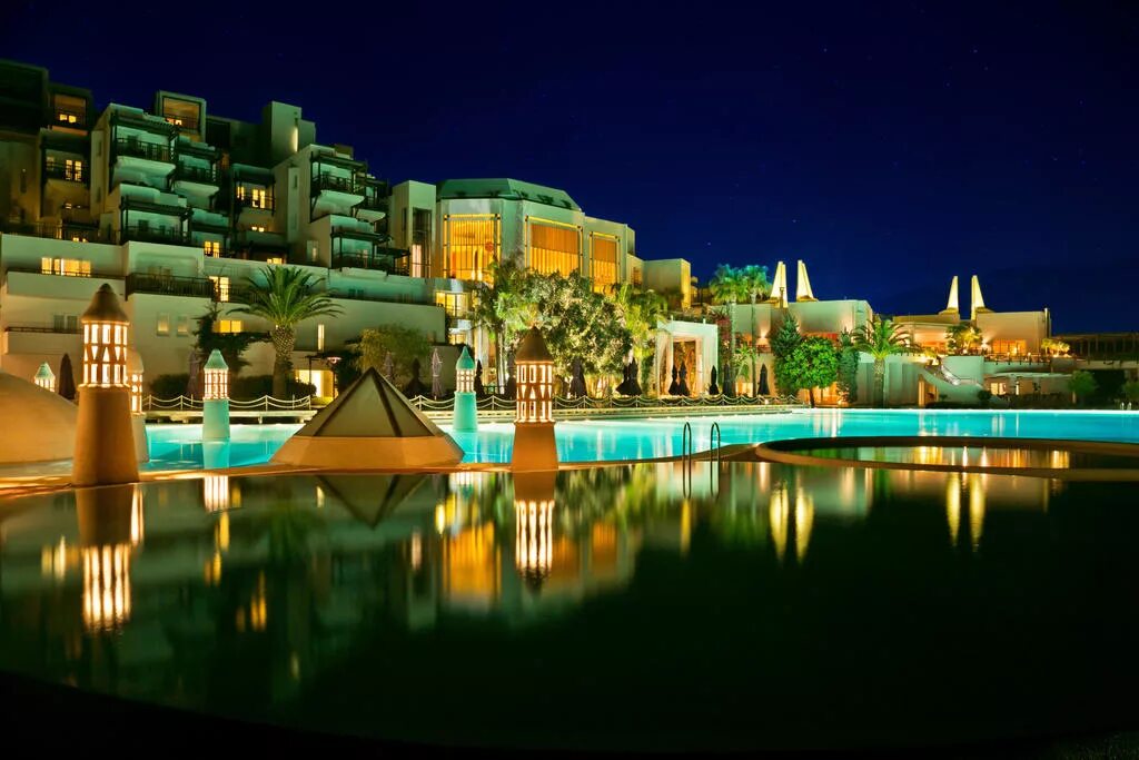 Отель kempinski hotel barbaros bay. Турецкий курорт бодрум. Kempinski hotel barbaros bay bodrum. Kempinski barbaros bay. Кемпински бодрум.