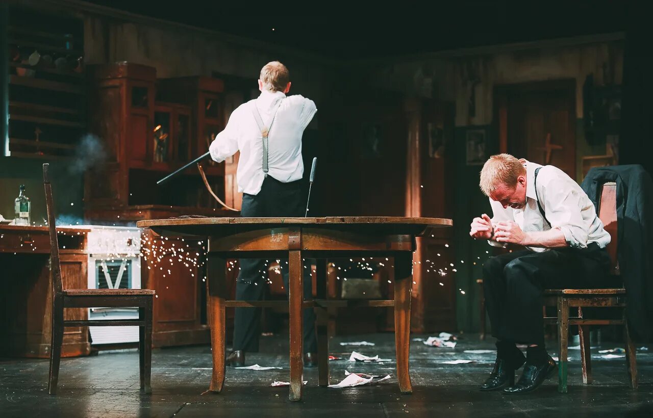 новосибирск театр «старый дом» 2022. "старый дом", студенческий театр. театр старый дом спектакли. театр старый дом новосибирск спектакль. спектакль старый дом цдр.