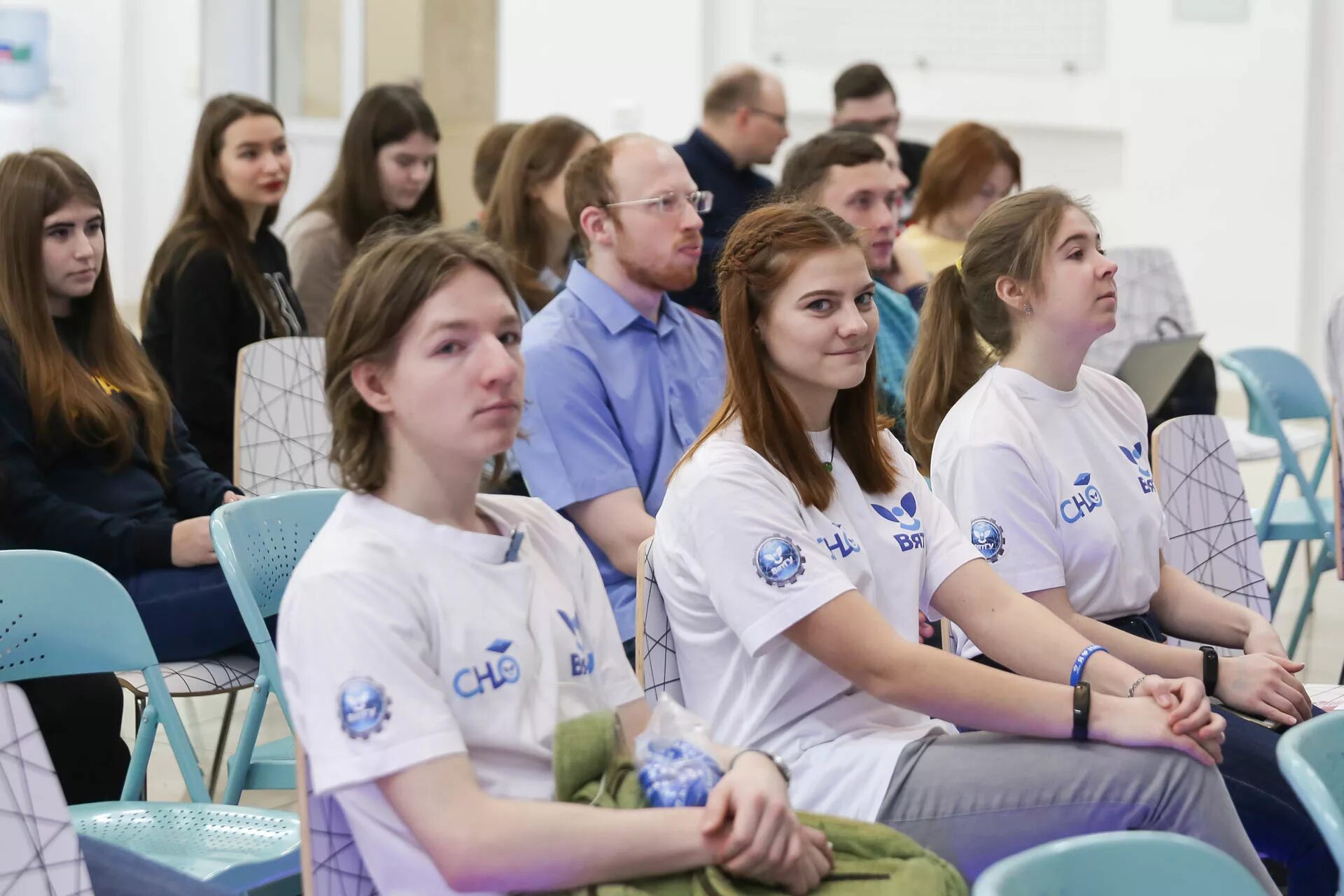 Сайт вятского государственного университета. Университет ВЯТГУ Киров. Точка кипения ВЯТГУ Киров. Гуманитарный университет Киров. ФИПНИК ВЯТГУ.