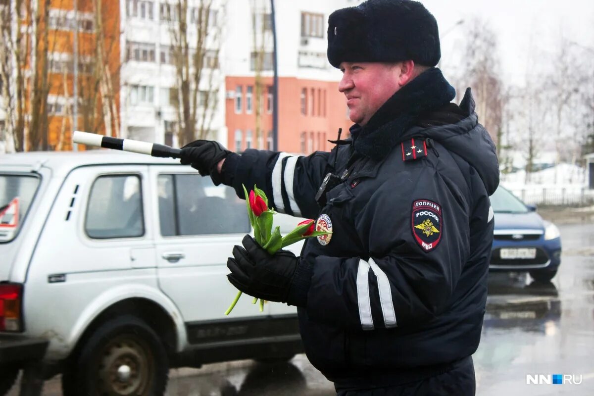 ДПС Нижний Новгород. Сотрудники ГАИ Нижний Новгород стрелка. ГАИ В Нижнем Новгороде стрела. ДПС по Нижегородской.