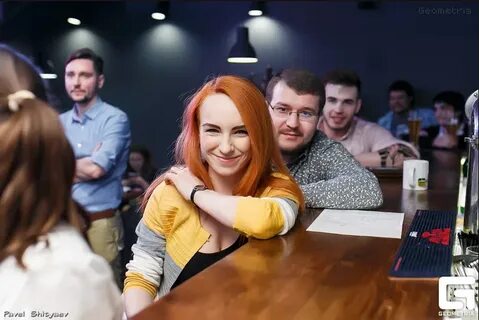 Жена атласа фото