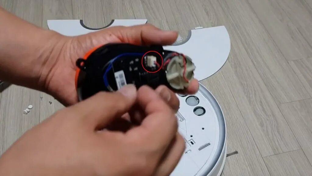 Робот пылесос перестал подавать воду. Xiaomi Robot Vacuum s10. Roborock s50. Робот-пылесос 360 s5. Робот-пылесос Xiaomi Robot Vacuum s10 ru.