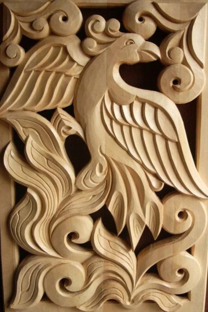 Художественная обработка древесины в технике контурной резьбы