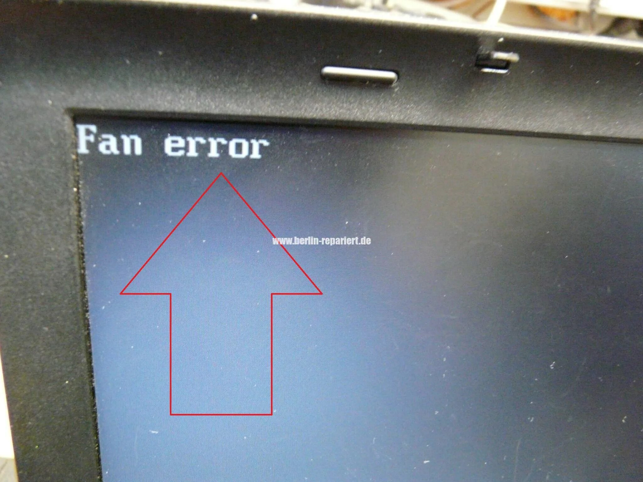 Fan error при загрузке. Fan Error. Леново фан еррор. Lenovo Fan Error. Fan Error Lenovo при включении.