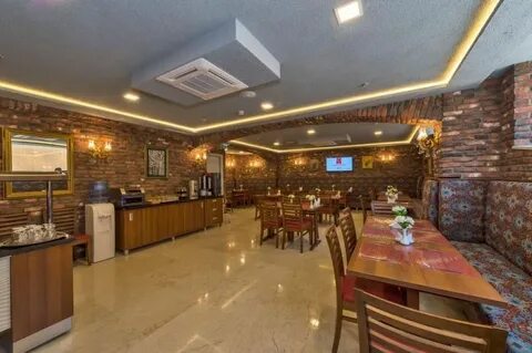 Gold hotel 4