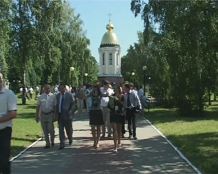 Грайворон часовня Иоасафа. Грайворон Белгородская область администрация. Грайворон Белгородская область фото города. Население Грайворона Белгородской области.