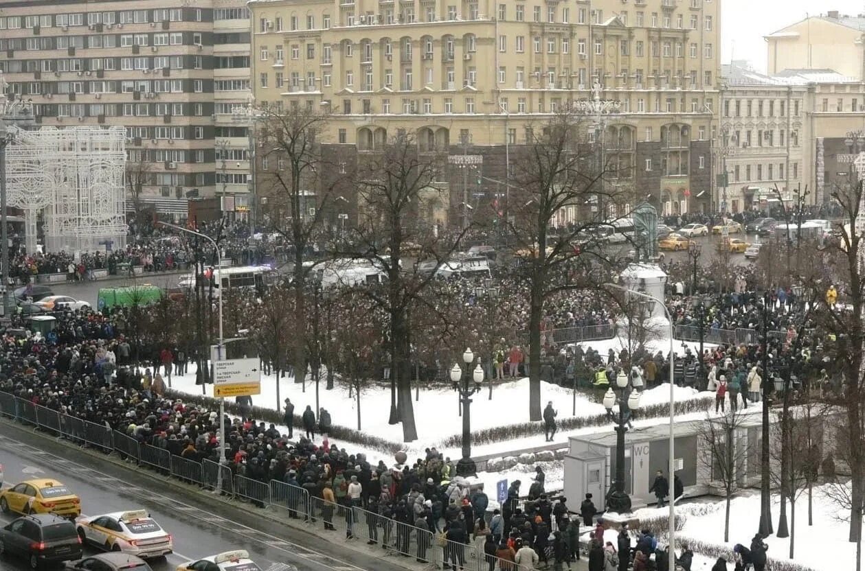 Пушкинская площадь 2017 митинг. Подтопления в москве. Что было вчера в москве. Митинги в москве сейчас. Москву затопило.