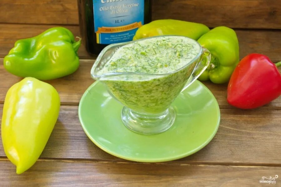 Две мясных котлеты гриль. Две мясных собаки гриль специальный тухлый сыр. Две мясных котлеты гриль специальный соус сыр огурцы салат. Специальный соус сыр огурцы. Соус с маринованными огурцами.