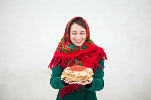 Картинка баба с блинами