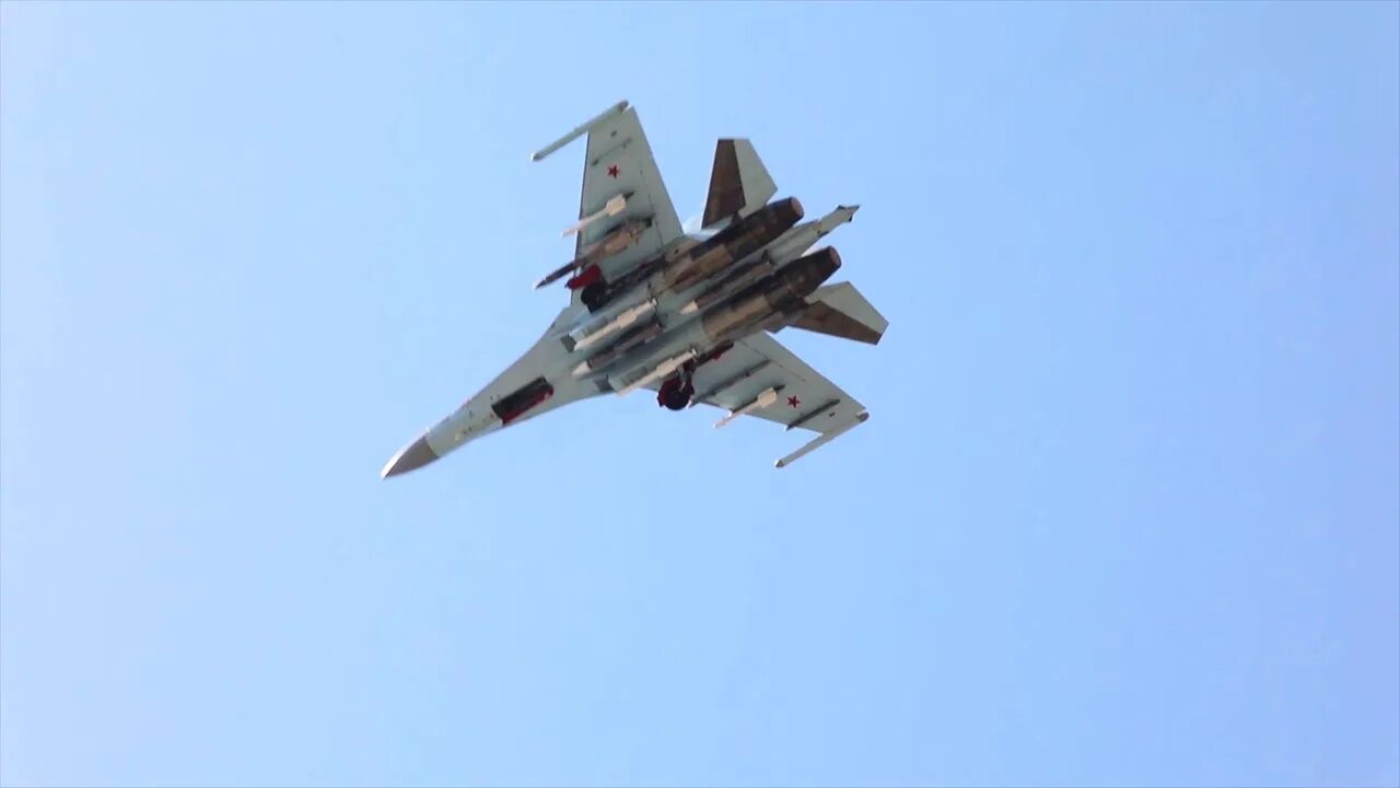Рус от су-27. Су-57 в сирии фото. Су 35 китай. Су 35 испугал. Су 35 испугал.