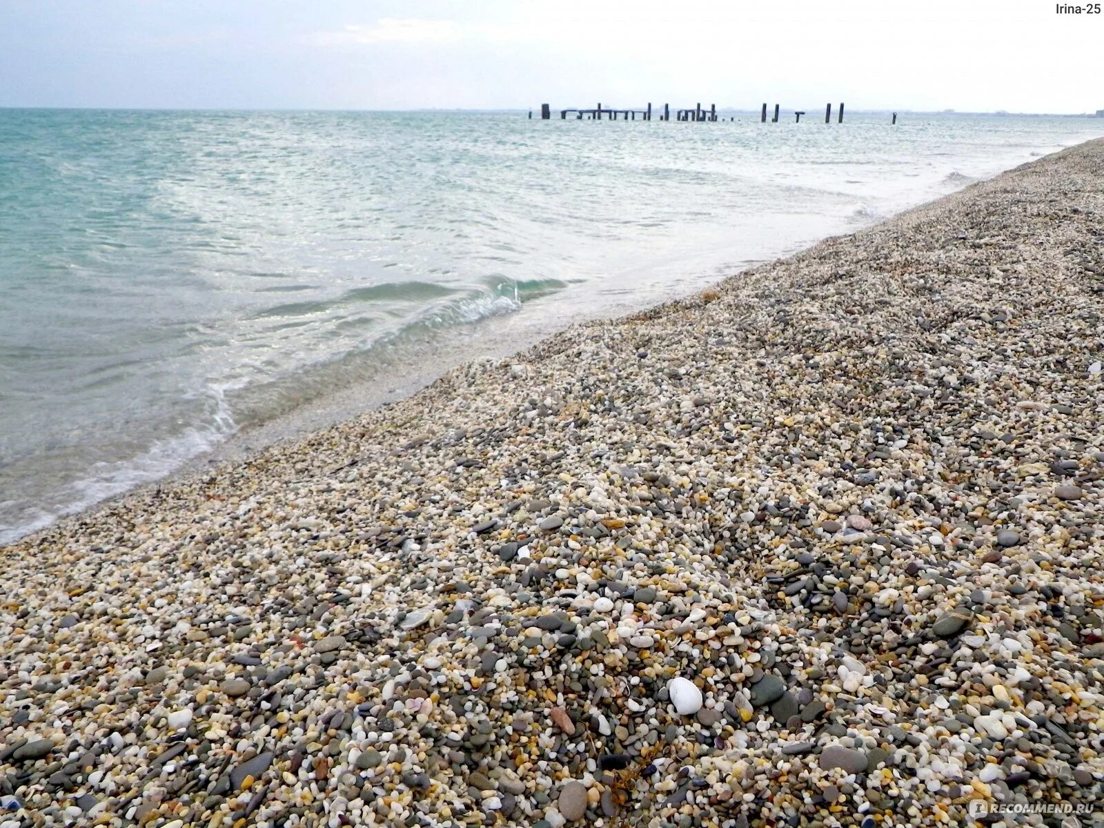 Азовское море ракушечный берег. Каменистый пляж в анапе. Азовское море ейск ракушечный берег. Мелкая галька пляжи краснодарского. Мелкая галька пляжи краснодарского.