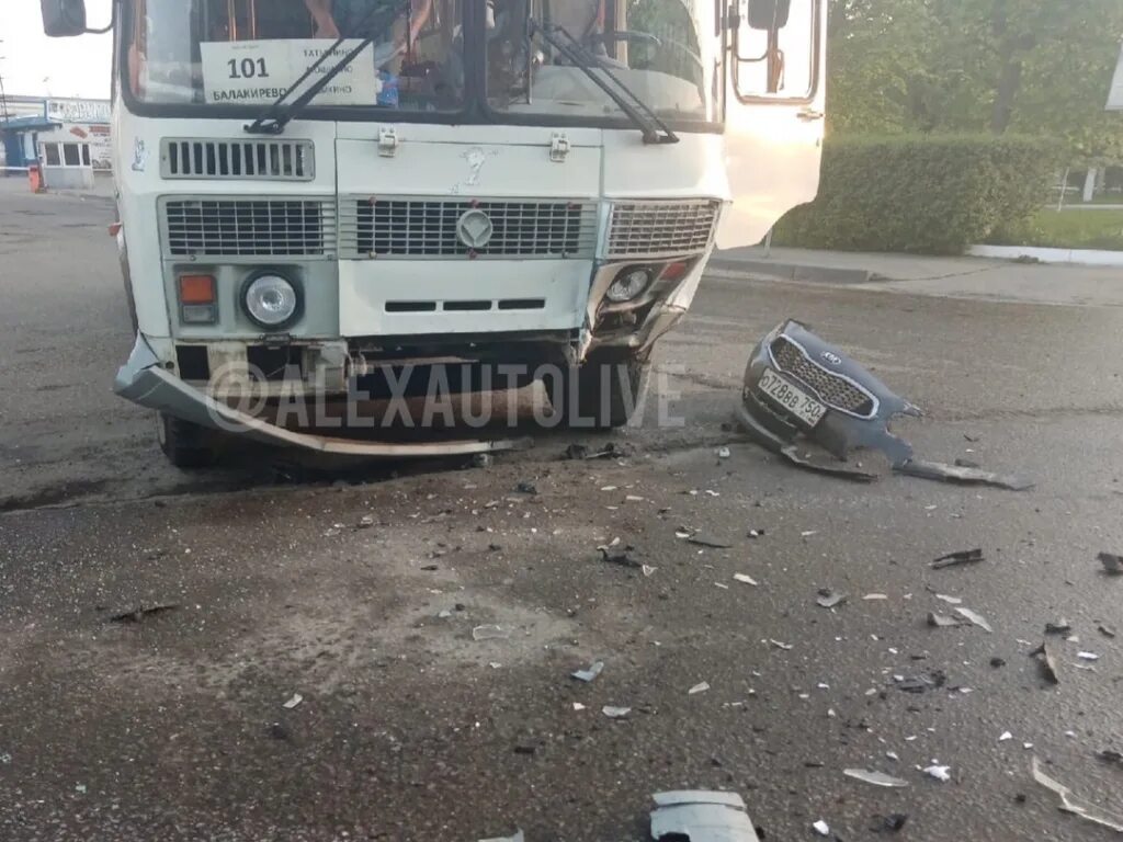 Авария в александрове владимирской области видео. Авария в александрове владимирской области. Авария александр брагин миасс. Авария в александрове владимирской области вчера. Происшествия в александрове.